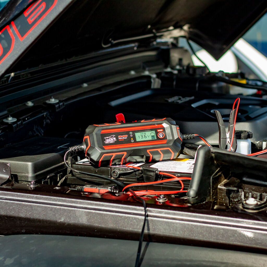 Polnilec za Akumulatorje SHARK CN-4000 - XWAY